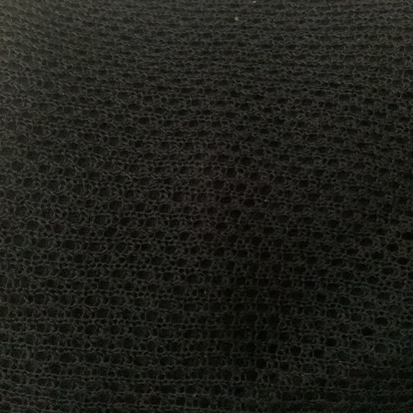 Cache large top with Gold Chain neck - Picture 3 of 4